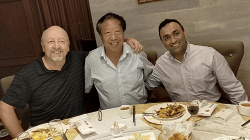 Stable Trade Relations with Many Customers